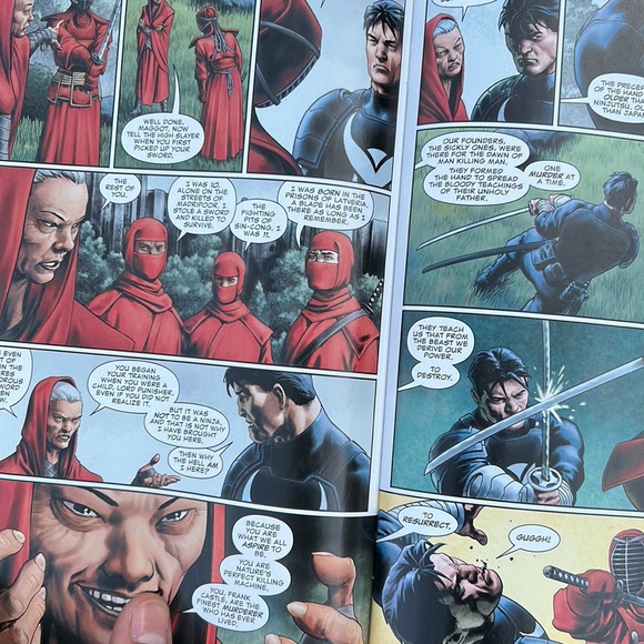 Comic book 👏🏽 Marvel 🕷️ /2/ black white red - Picture 5 of 6